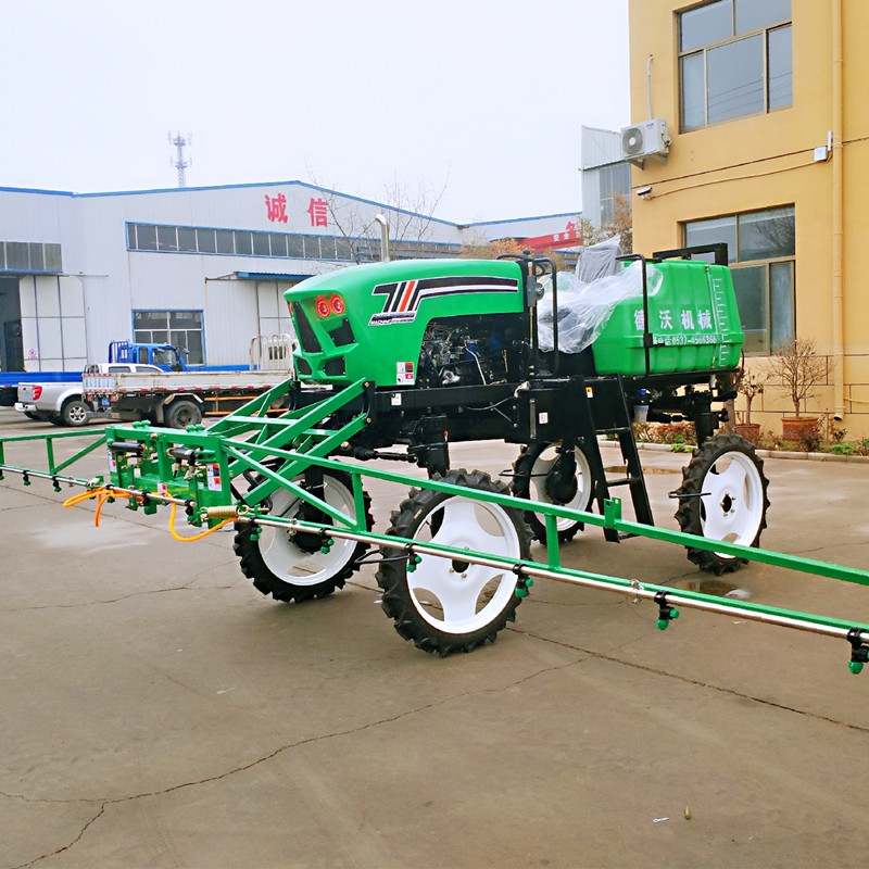 山東德沃牌四輪打藥機(jī)圖片水稻四輪打藥機(jī)廠家