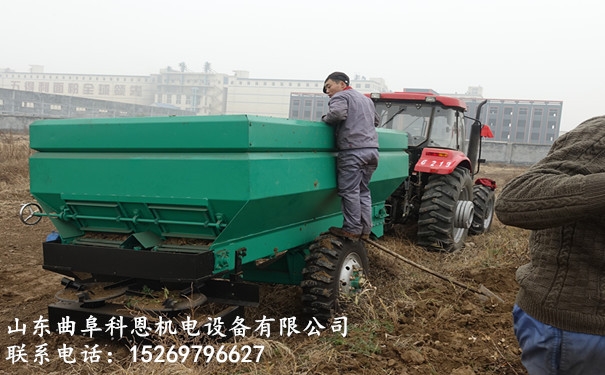 濟(jì)源動物糞便農(nóng)家肥撒肥車圖片及價(jià)格