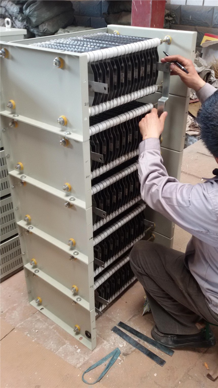 泰安制動電阻10KW 27Ω電阻箱