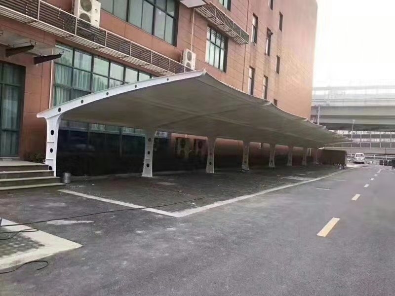 今日供應：膜結(jié)構(gòu)車蓬廠家--山東天北金屬制品有限公司