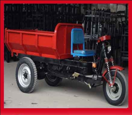 礦用自卸三輪車