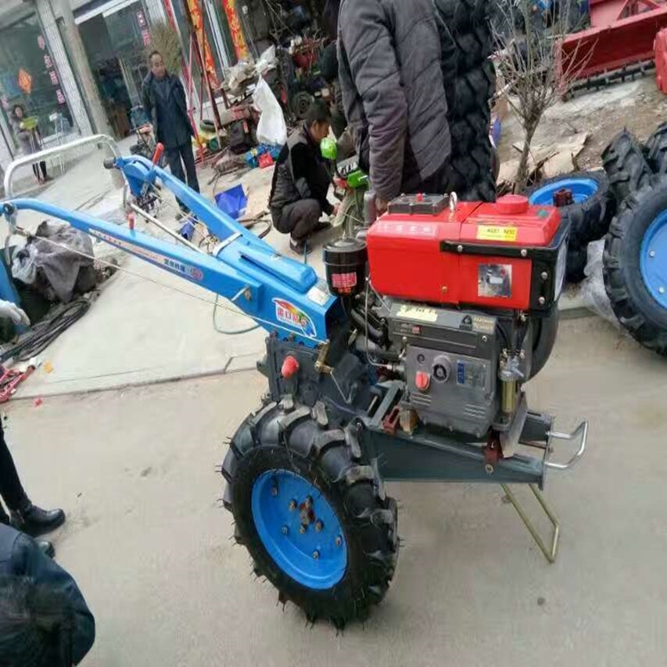 阜陽(yáng)市 8-30馬力拖拉機(jī) 農(nóng)用小型手扶拖拉機(jī)