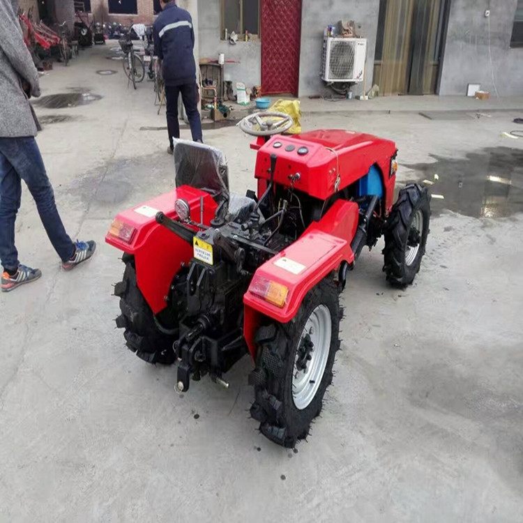 德州市多功能小型四輪拖拉機(jī)多用途旋耕犁地機(jī)