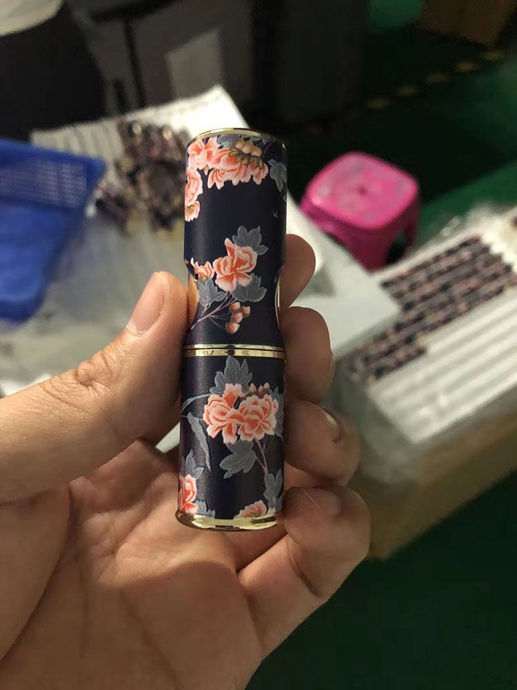 信陽口紅管定制打印樣品展示9060UV打印機