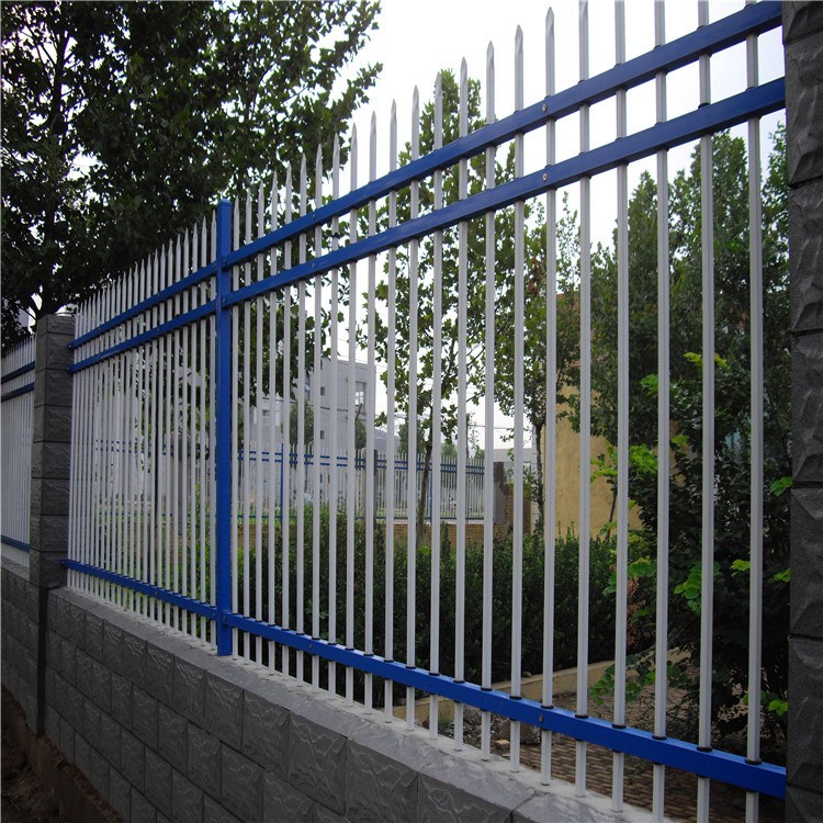 廣州廠區(qū)圍墻護(hù)欄 鋅鋼柵欄廠家定做 透景護(hù)欄價(jià)格