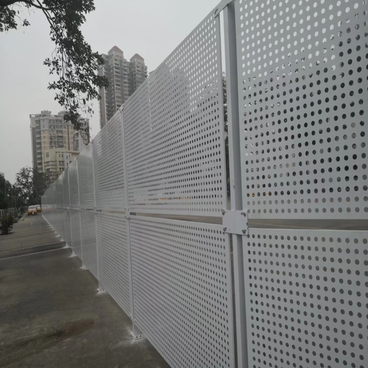 江門沖孔板護(hù)欄 工地隔離圍擋價格