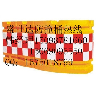 濟(jì)南市滾塑塑料防撞桶廠家批發(fā)橡膠方錐批發(fā)