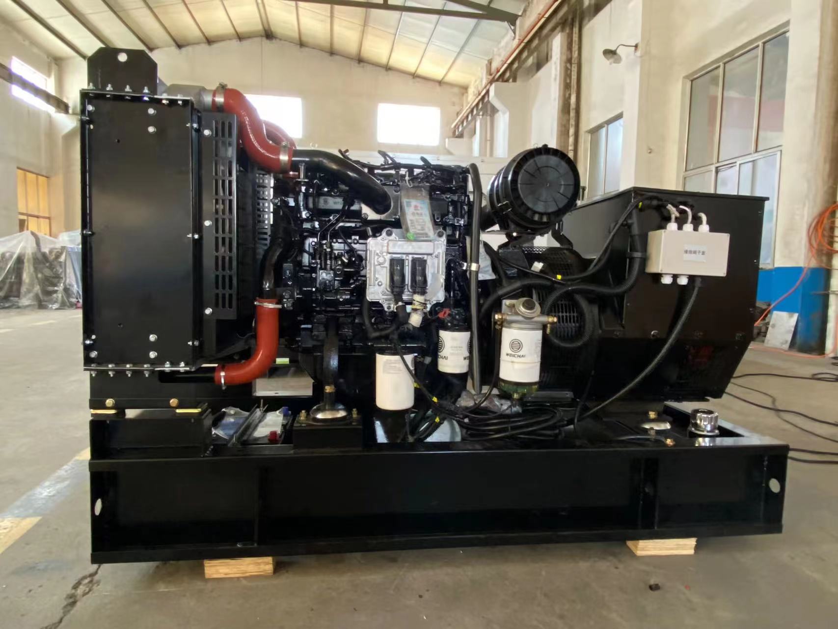 132KW柴油發(fā)電機(jī)KH－120GF濰柴發(fā)動(dòng)機(jī)WP6D152E200大型發(fā)電機(jī)組