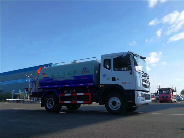 新能源灑水車_東風(fēng)灑水車的優(yōu)勢_純電動灑水車專用高壓水槍品牌的優(yōu)勢