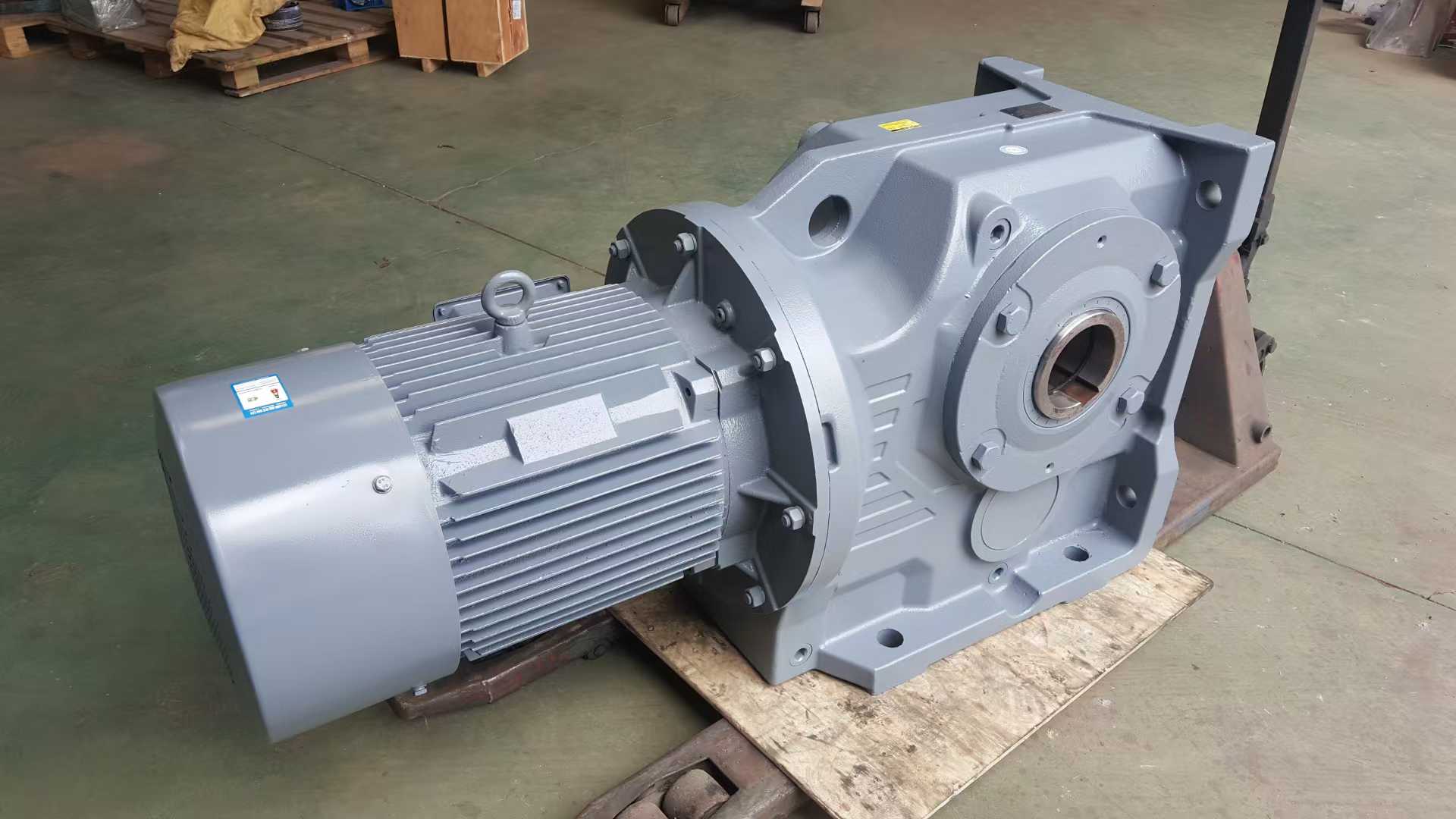 KAB87-15.46M1電機(jī)減速機(jī)DCY560