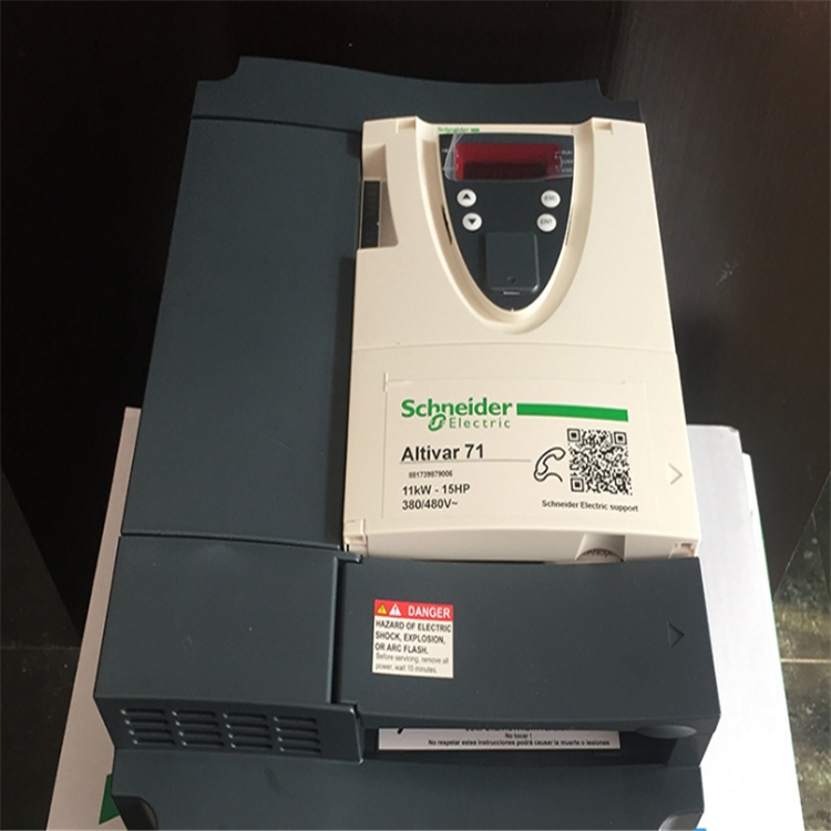 Schneider變頻器ATV71H037M3S337