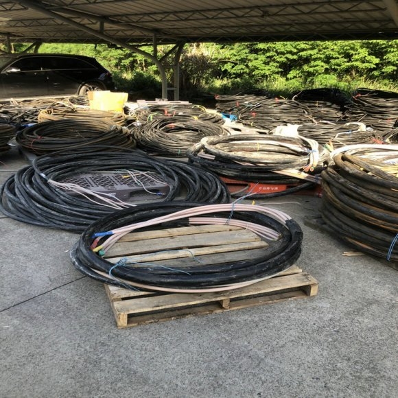 鎮(zhèn)江高壓電纜回收工業(yè)園區(qū)300平方電纜回收