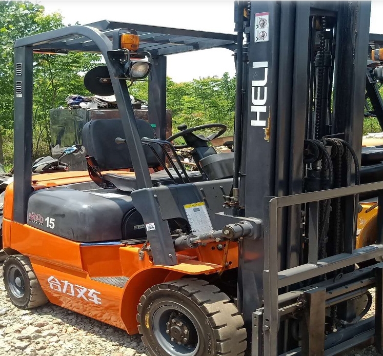 二手合力2.5噸叉車轉(zhuǎn)讓、國慶價格美麗