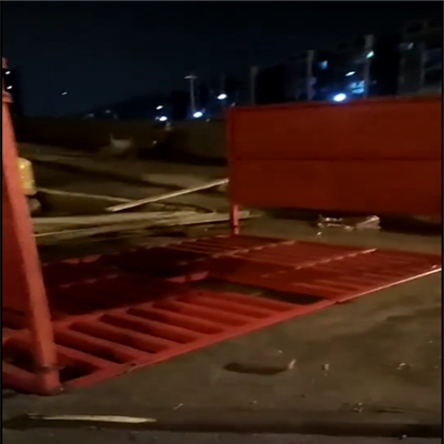 溫江洗車機(jī)怎么安裝/工程自動(dòng)沖洗平臺(tái).