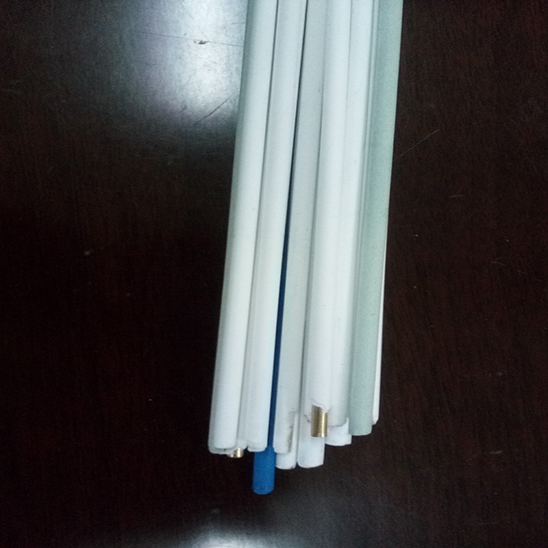 HS221F是外涂溶劑的S221焊絲。施焊時(shí)不需要另配助焊劑