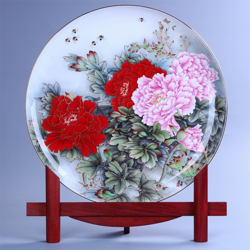 手繪山水風(fēng)景紀(jì)念盤　景德鎮(zhèn)手繪瓷盤價格