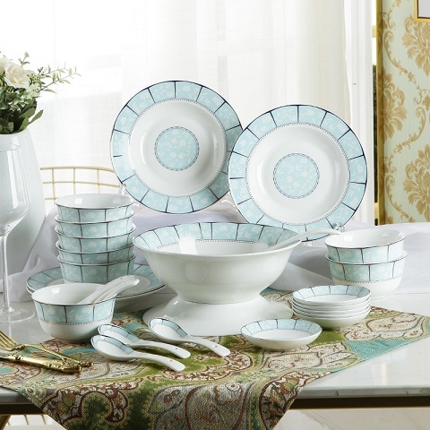 房地產(chǎn)交房禮品餐具 定制訂做集團(tuán)創(chuàng)意禮品骨瓷餐具