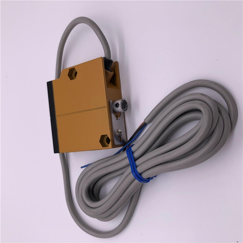 日本基恩士KEYENCE 通訊模塊 DL-RS1A  全新原裝正品 現(xiàn)貨 價(jià)格