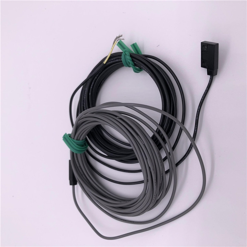 現(xiàn)貨KV-U3,日本基恩士KEYENCE開關(guān)電源，全新正品原包裝 供應(yīng)