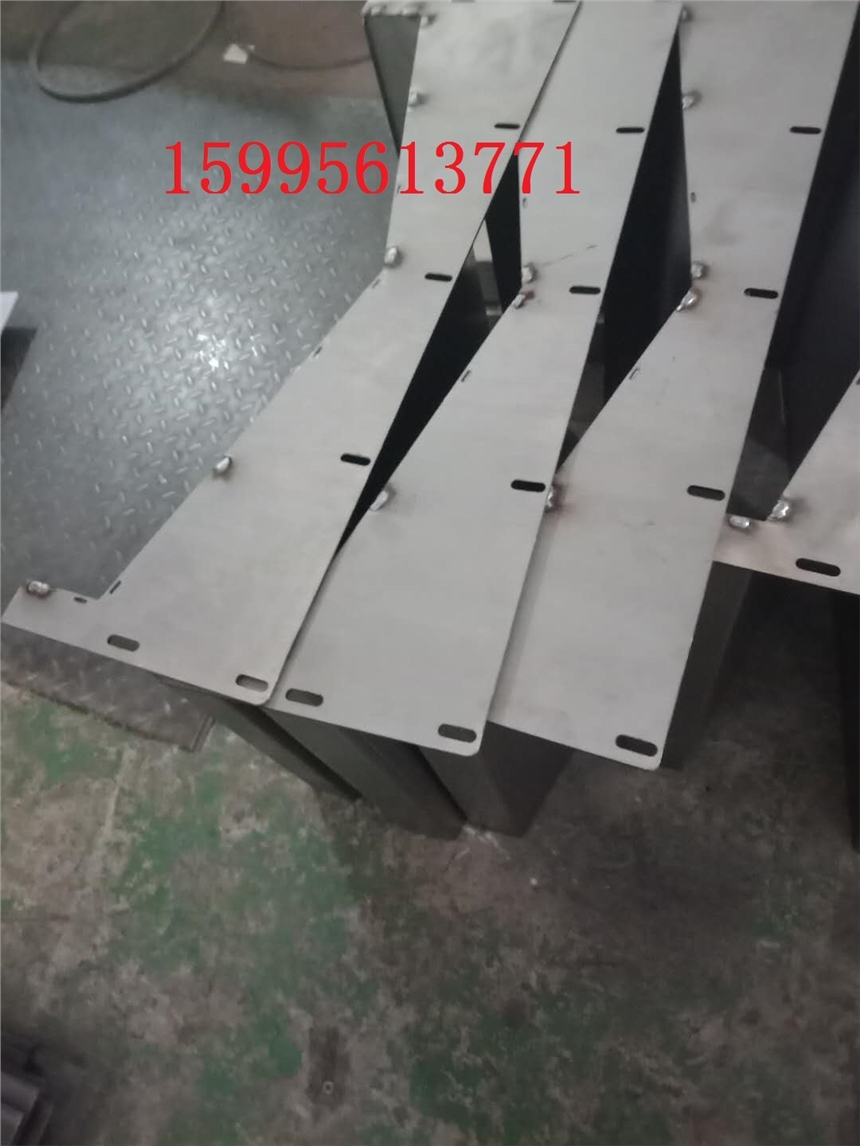 昆山機床1160機床鋼板防護罩@蘇州機床風(fēng)琴式防護罩億括制造