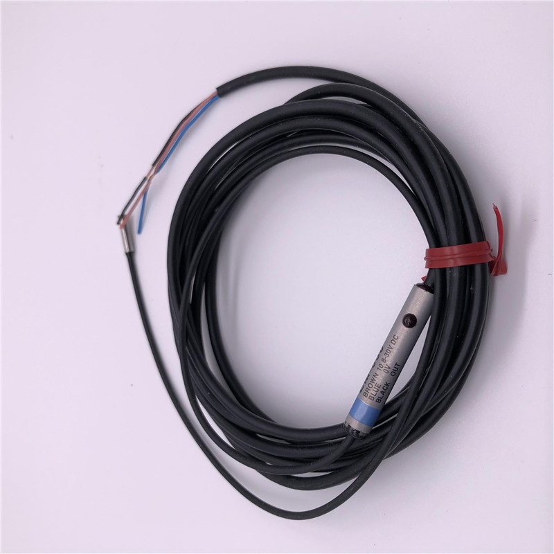 日本基恩士KEYENCE接觸式傳感器GT2-H12F全新原裝正品現(xiàn)貨 一級代理
