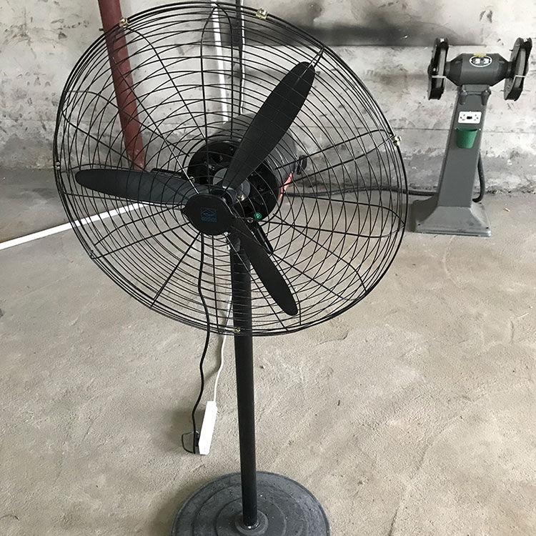 轉(zhuǎn)讓二手落地工業(yè)電風(fēng)扇
