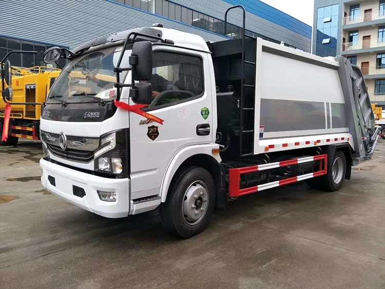 國外環(huán)衛(wèi)垃圾車報價 參數