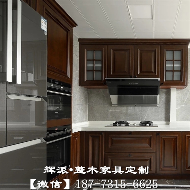 長沙整屋歐式實木訂制、訂制實木書柜、護墻板研發(fā)生產(chǎn)