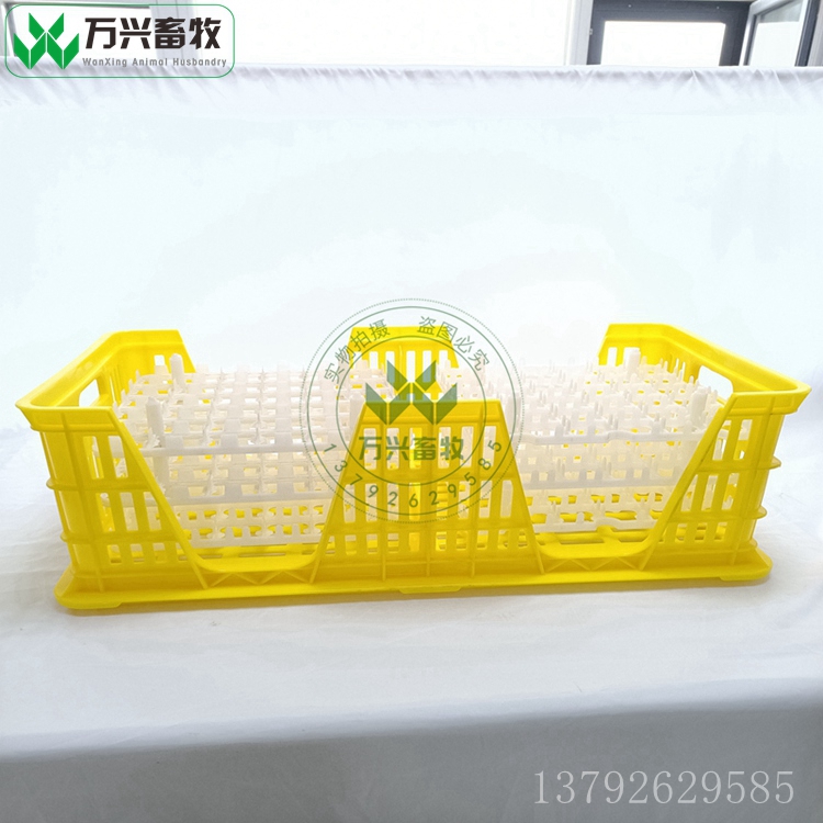 供應(yīng)萬(wàn)興畜牧塑料鴨蛋隔板蛋筐