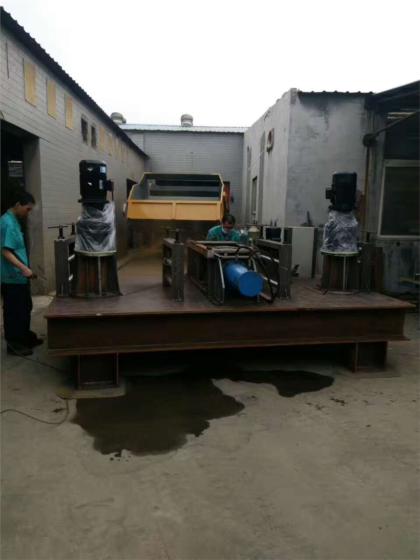黑龍江鶴崗綏濱圖文介紹-礦用WGJ-300型全自動冷彎機