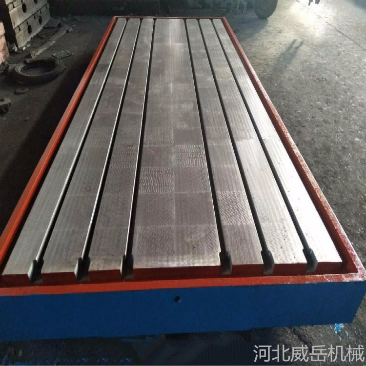 鑄鐵平臺(tái)現(xiàn)貨配墊鐵  鑄鐵檢驗(yàn)平臺(tái) 試驗(yàn)鐵地板穩(wěn)定性高