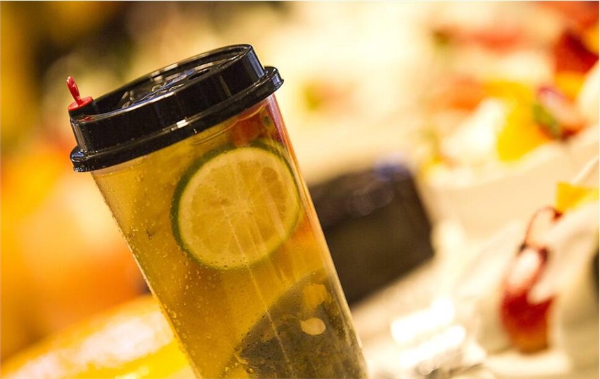 哪有果飲果茶批發(fā)_哪個(gè)品牌好呢_果汁飲料調(diào)配比例