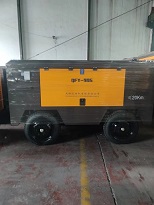 吳橋壓縮機有限責任公司90千瓦移動式注漿護坡用的