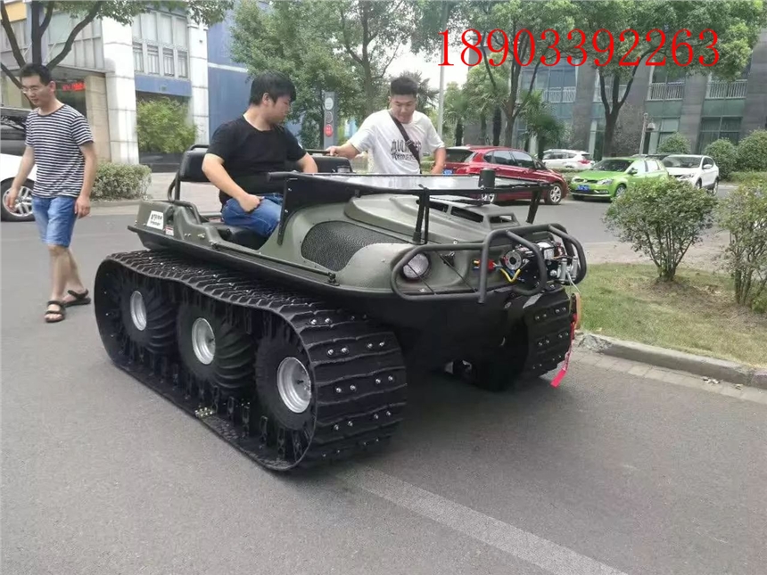 內(nèi)澇嚴重&景區(qū)緊急轉(zhuǎn)移游客用水陸兩棲全地形車_車在水中游