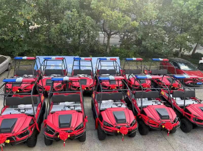 光伏發(fā)電行業(yè)裝備：水陸兩棲車為電站搶險按下 