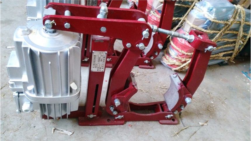 DCW3-400/500電磁液壓塊式制動(dòng)器工作原理