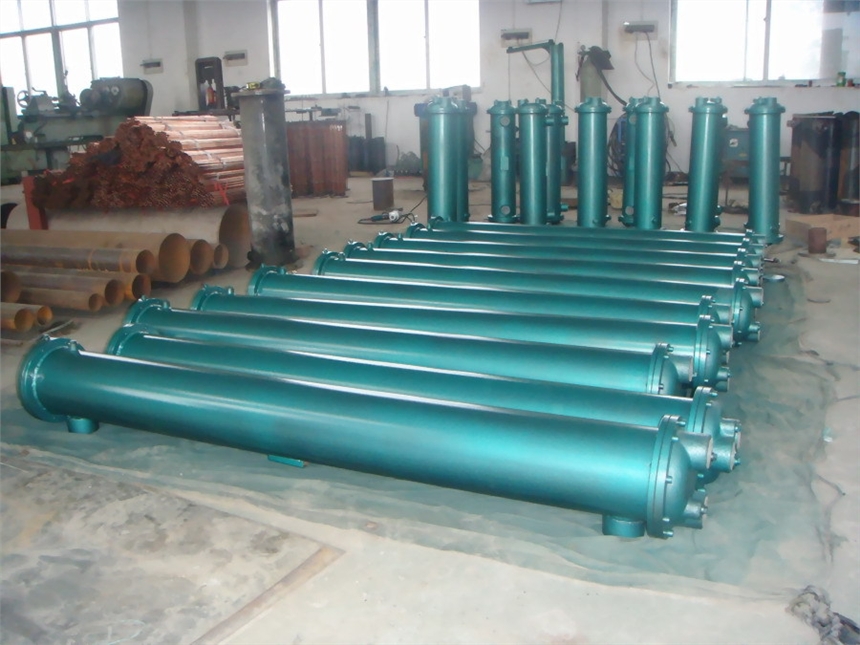2LQF1W-10/135F列管式油冷卻器