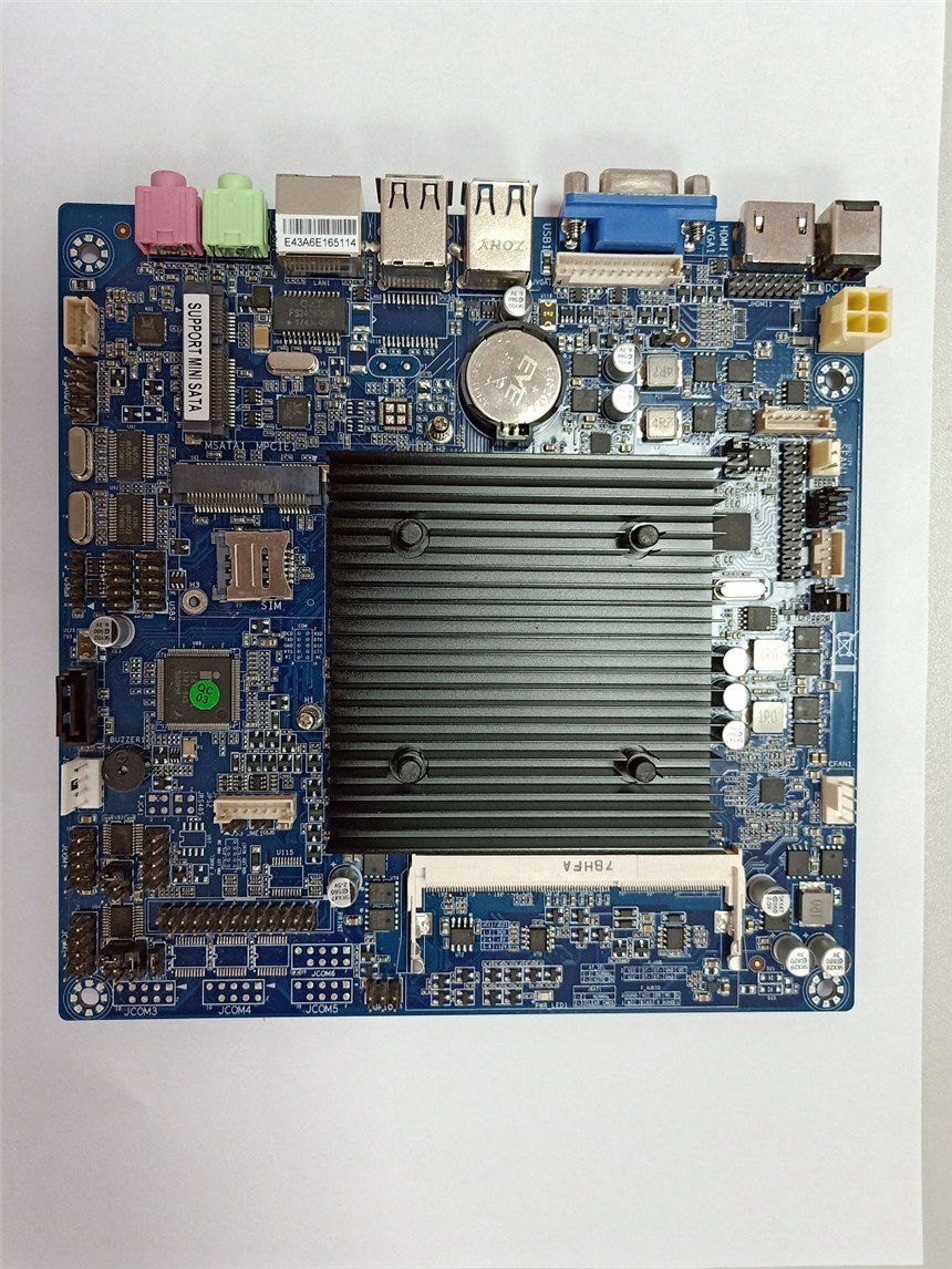 深圳廠家J1900超薄多串口ITX廣告機一體機專用工控板
