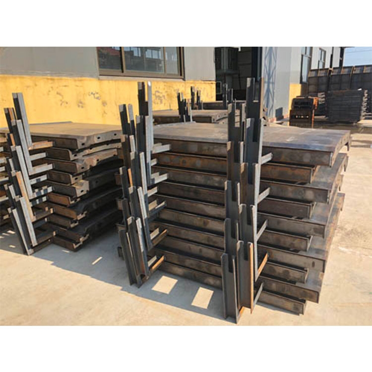 防撞護(hù)欄鋼模具 防撞護(hù)欄鐵模具 來(lái)賀 防撞護(hù)欄鐵模具 供應(yīng)商