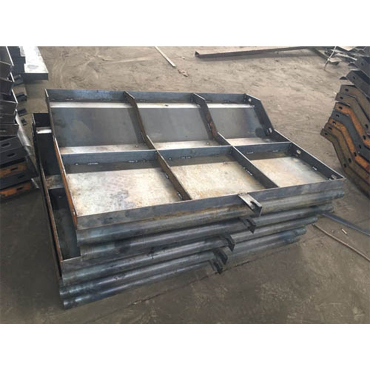 水泥防撞墻模具 高速防撞墻模具 現(xiàn)澆防撞墻鋼模具 來賀 橋梁防撞墻鋼模具 供應商
