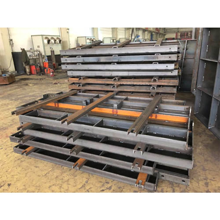 防撞護欄鋼模板 防撞墻模板 現(xiàn)澆防撞墻模具 來賀 供應(yīng)商