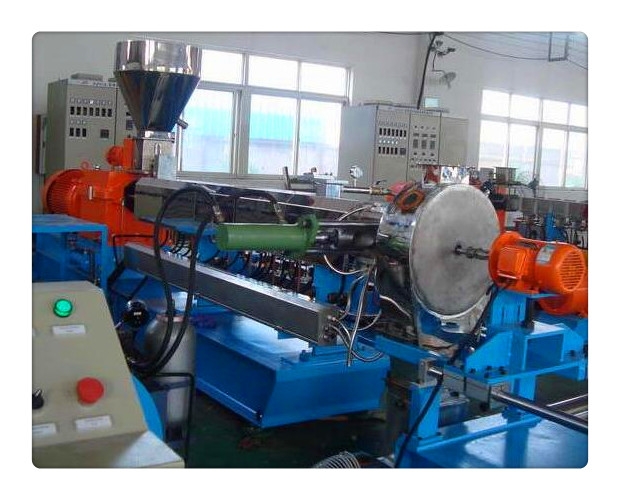 碳酸鈣高填充母粒造粒機(jī)（新型） ，碳酸鈣高填充母料造粒生產(chǎn)線（品牌）