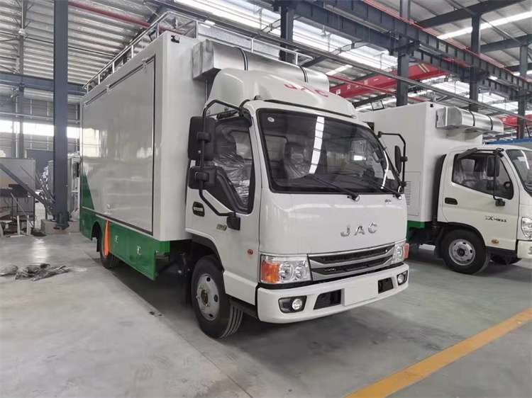 流動(dòng)餐車可以上牌藍(lán)牌廚房車高級(jí)特權(quán)流動(dòng)廚房