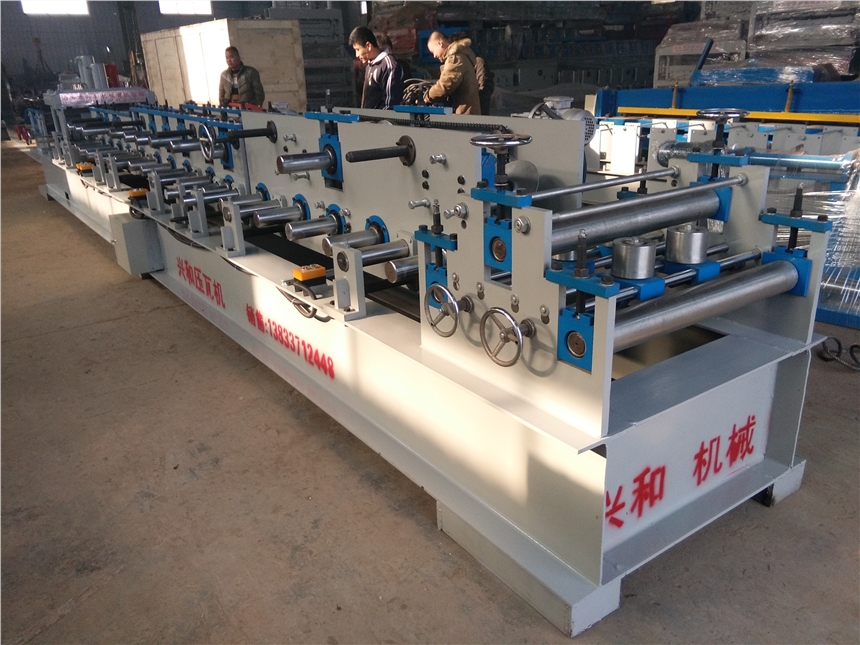 全自動(dòng)80-300C型鋼機(jī)     鋼結(jié)構(gòu)檁條機(jī)