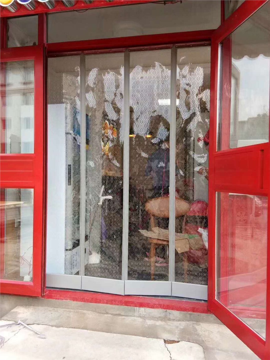 沈陽(yáng)生產(chǎn)磁鐵自吸門(mén)簾知名廠家