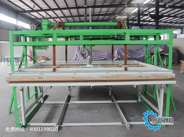 電動錯層雙推無網(wǎng)被專用揉機(jī) 型號：XY-RMJ-17C-IA