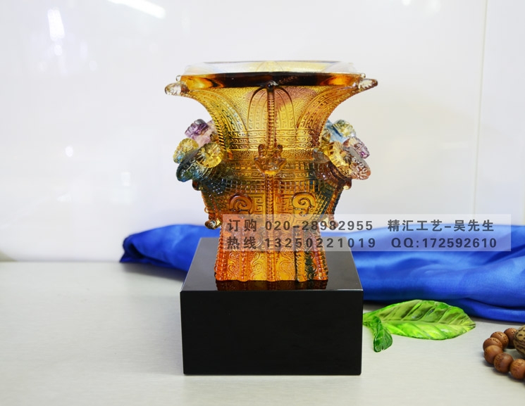 四方納財家居擺件，琉璃工藝品定制，廣州深圳企業(yè)擺件