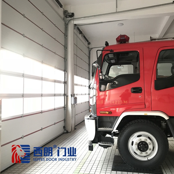 滁州消防車(chē)庫(kù)門(mén)廠家