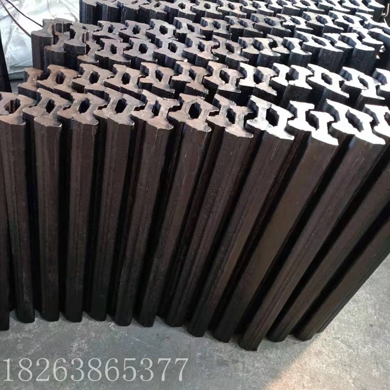 自產(chǎn)自銷礦用刮板 礦用刮板機(jī)配件現(xiàn)貨現(xiàn)批發(fā)40T刮板機(jī)用刮板