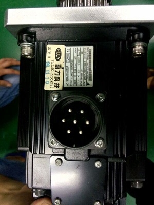 日本安川伺服電機(jī)SGMGH-09ACA6C全國(guó)現(xiàn)貨特價(jià)銷(xiāo)售